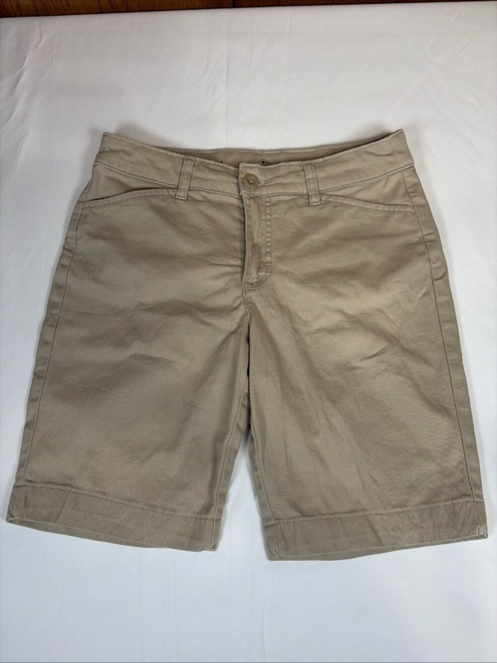 St John's Bay Bermuda Shorts Women's 6P Khaki